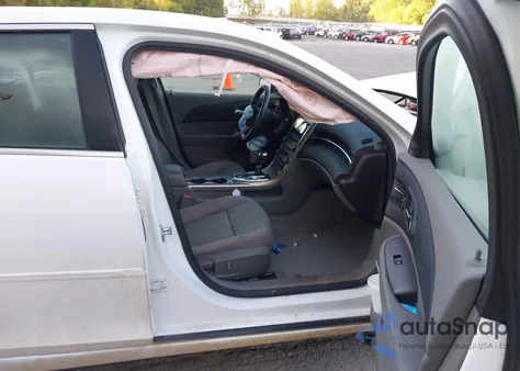 2013 Chevrolet Malibu 1Ls из США, поврежденный, VIN 1G11B5SA1DF177816